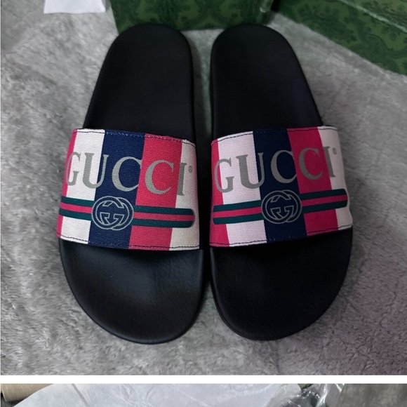 Gucci slides perfect condition worn for 1hr. Gucci Bags and box also available - Picture 1 of 3